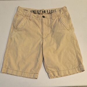 American Eagle Outfitters Mens Beige Flat Front Cotton Shorts Size 32